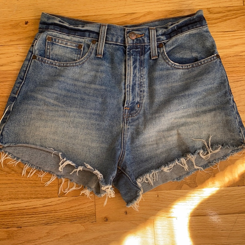 Madewell The Perfect Frayed Jean Short